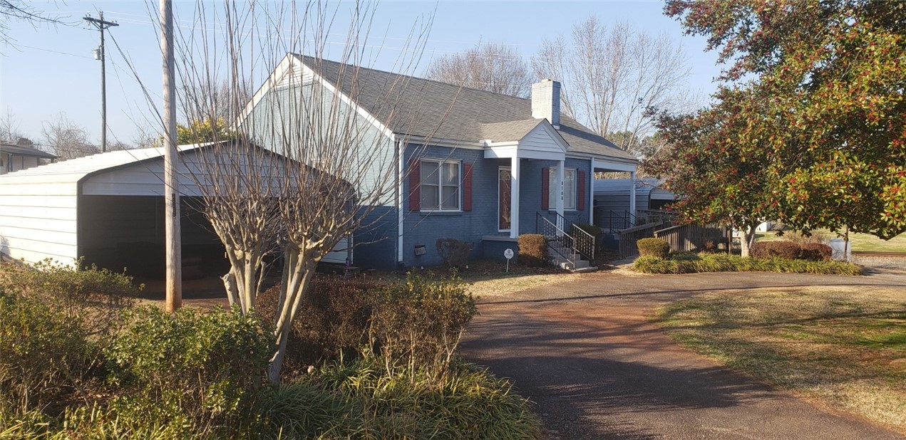 Property image 1 at 4099 Brookfield Drive, Seneca, SC 29672