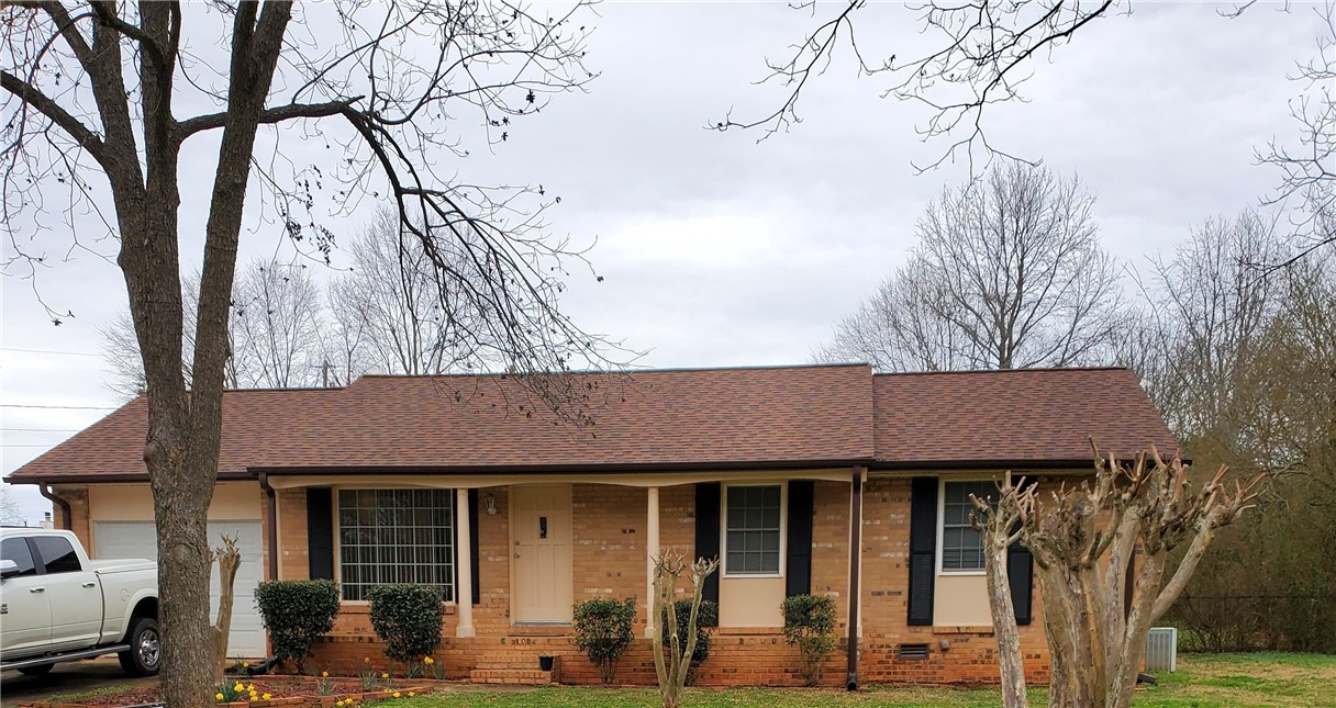 Property image 1 at 3889 Seminole Avenue, Anderson, SC 29624