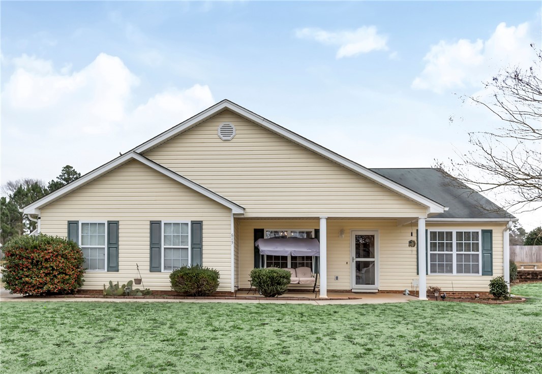 Property image 1 at 615 Hunters Lane, Anderson, SC 29625