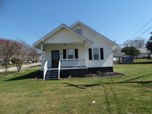 Property image 1 at 701 Anderson Drive, Liberty, SC 29657