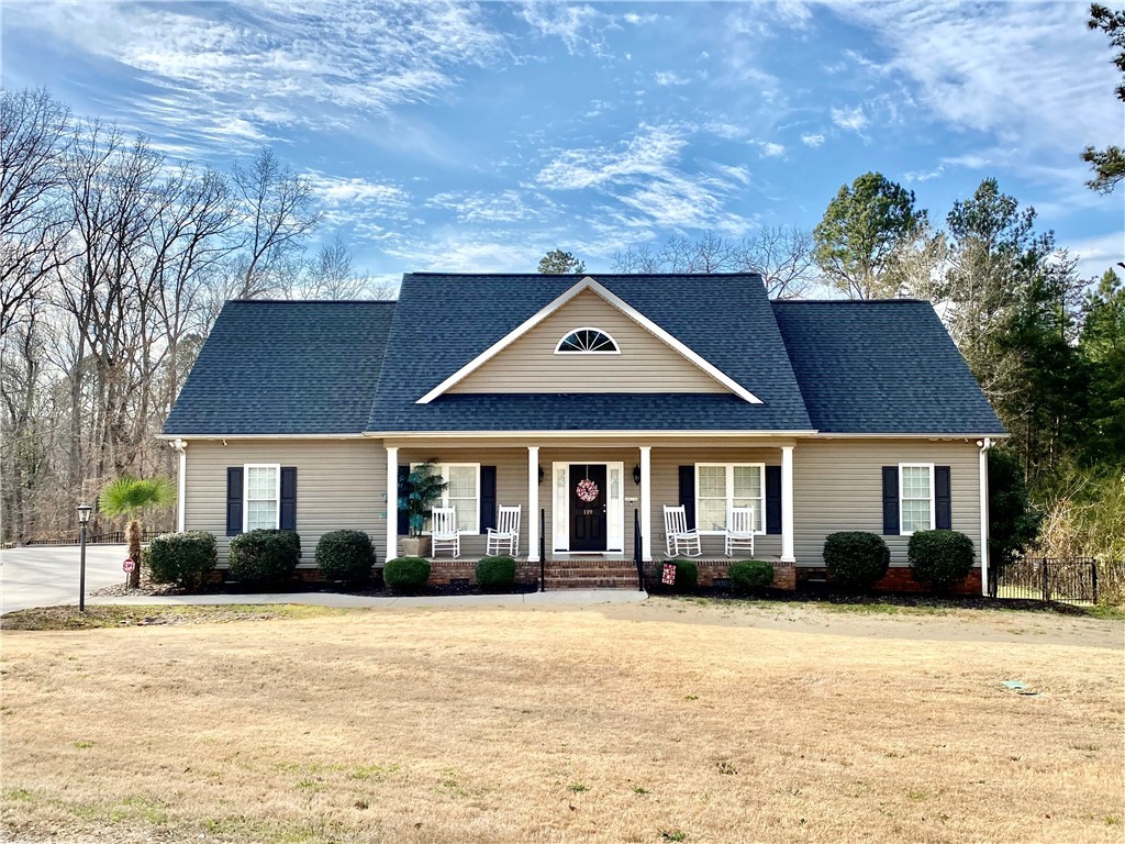 Property image 1 at 119 Woods Way, Anderson, SC 29625