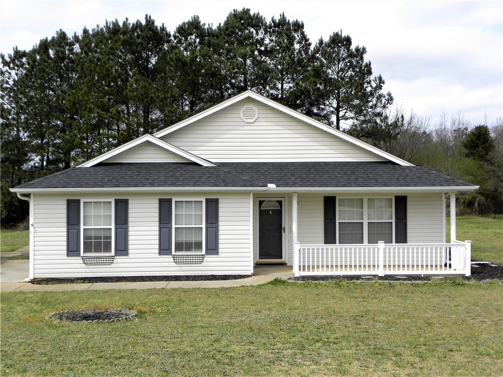 Property image 1 at 124 McClain Lake Drive, Anderson, SC 29625