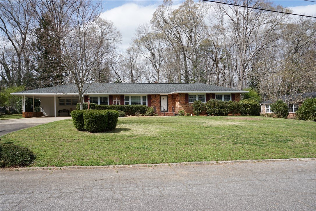 213 Forest Hill Drive