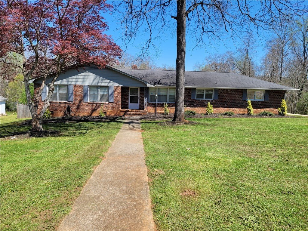Property image 1 at 323 Ponce DeLeon Drive, Anderson, SC 29621