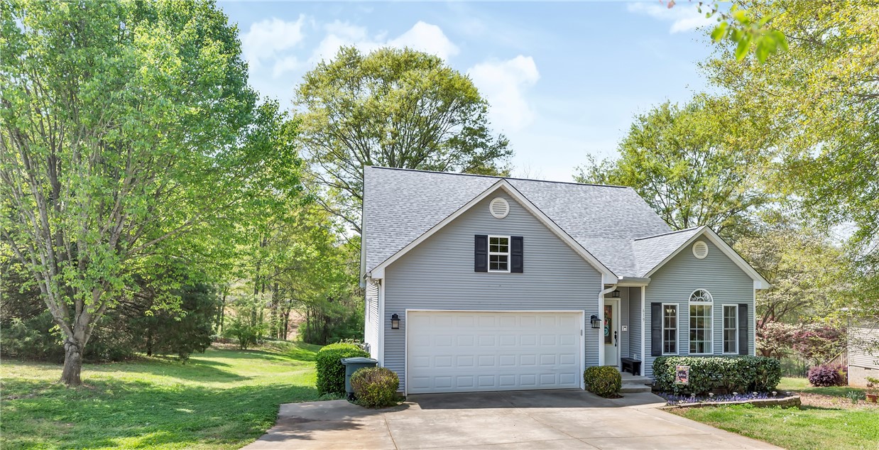 Property image 1 at 619 Providence Point Drive, Seneca, SC 29678