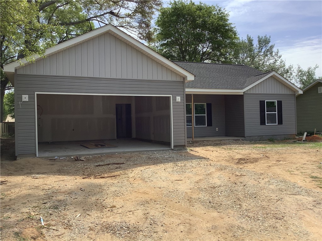 Property image 1 at 33 Ridge Court, Williamston, SC 29697