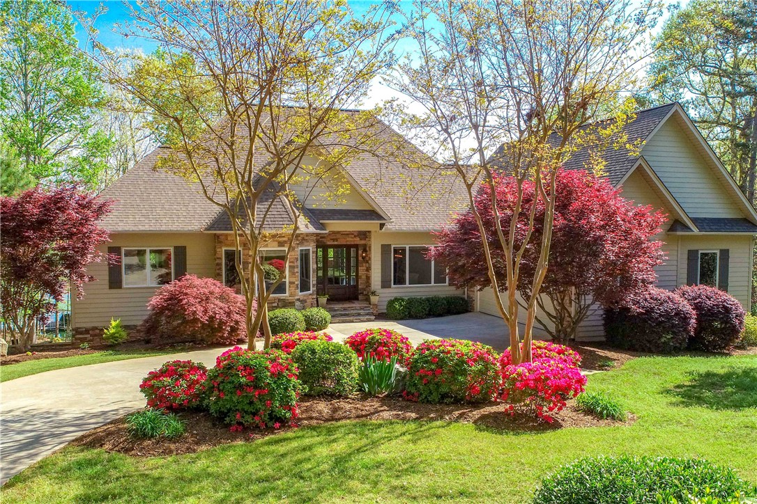 Property image 1 at 604 Eastview Court, Seneca, SC 29672