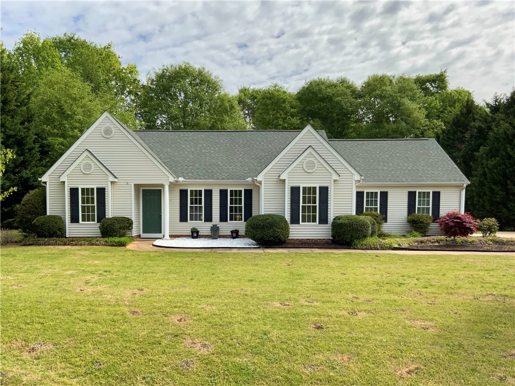 Property image 1 at 328 Weeping Willow Drive, Seneca, SC 29672