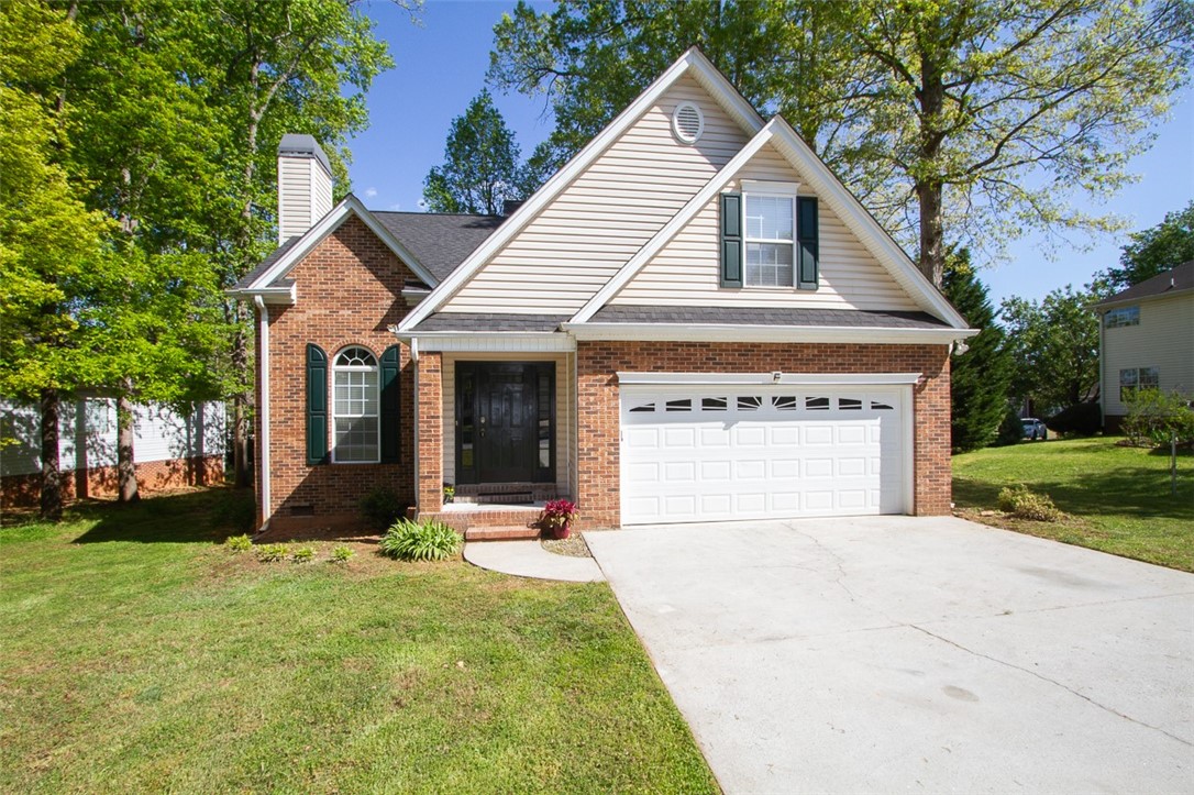 Property image 1 at 702 Britton Street, Anderson, SC 29621