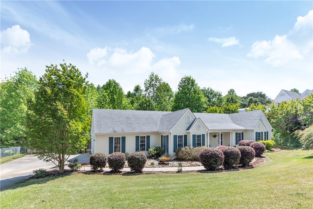 Property image 1 at 138 Jefferson Road, West Union, SC 29696