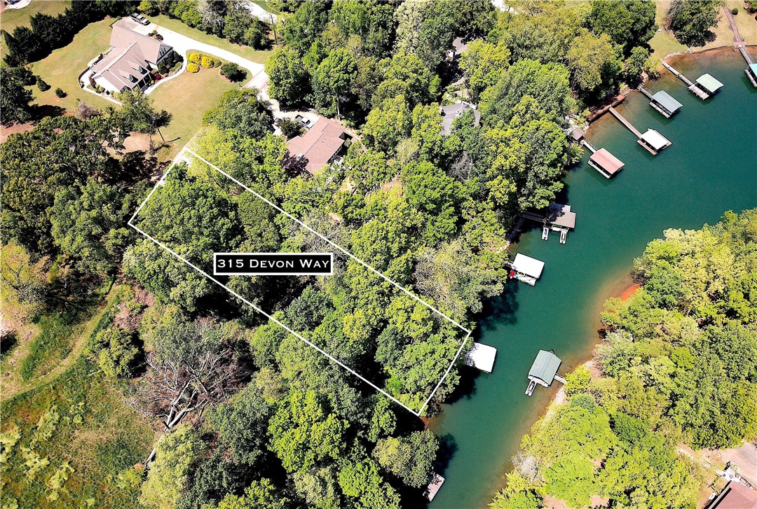 315 Devon Way