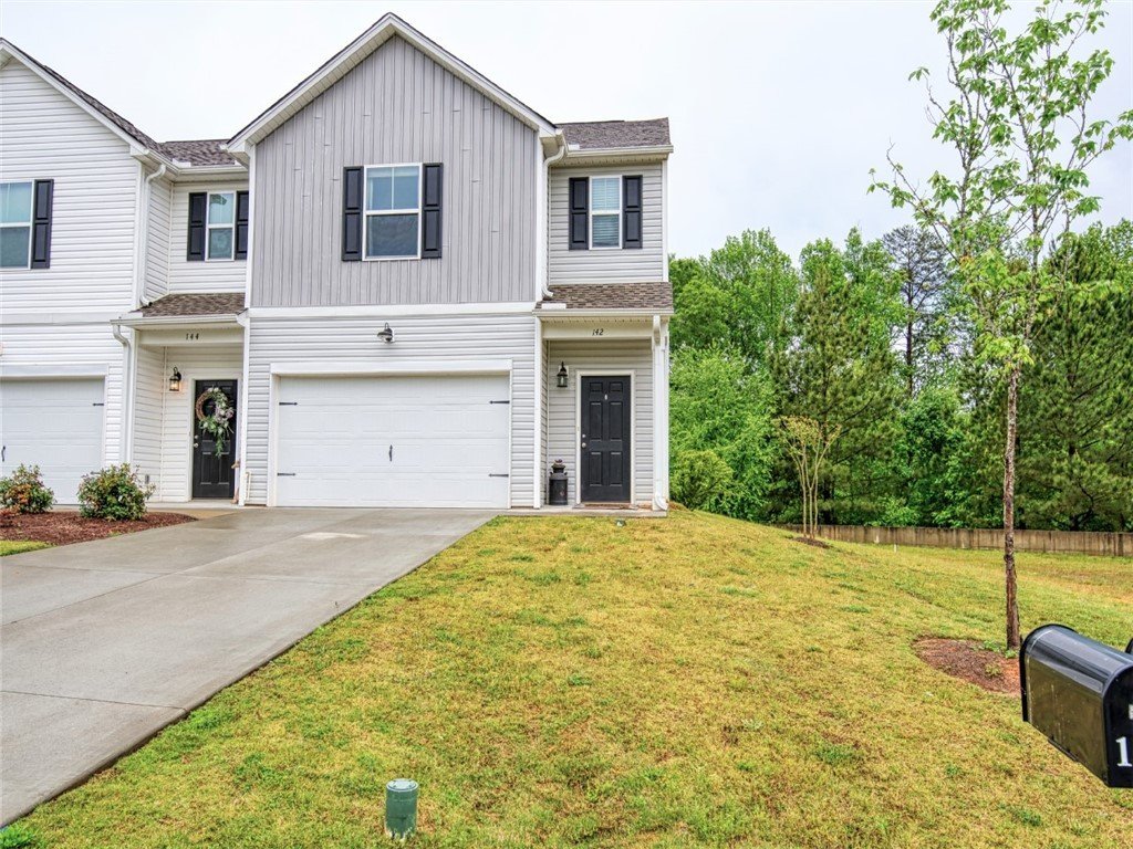 Property image 1 at 142 Heritage Place Drive, Pendleton, SC 29670