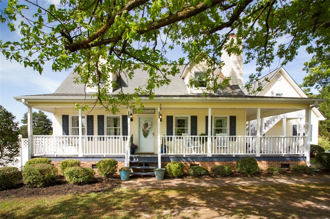 Property image 1 at 1214 Westwood Drive, Piedmont, SC 29673