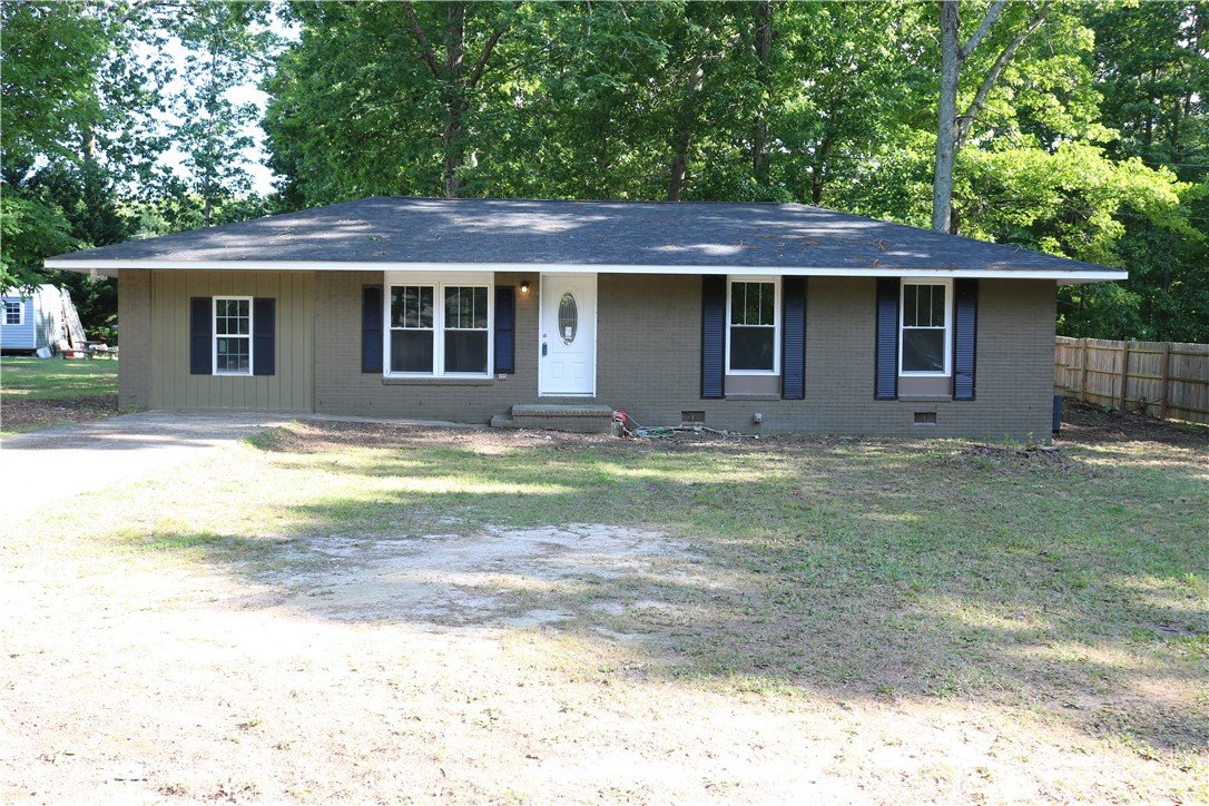 Property image 1 at 110 Linda Lane, Honea Path, SC 29654