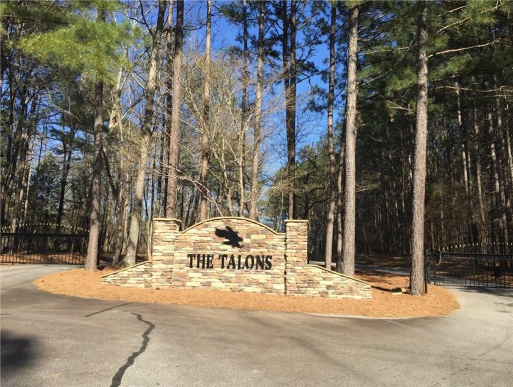 24 Talons Ridge Road