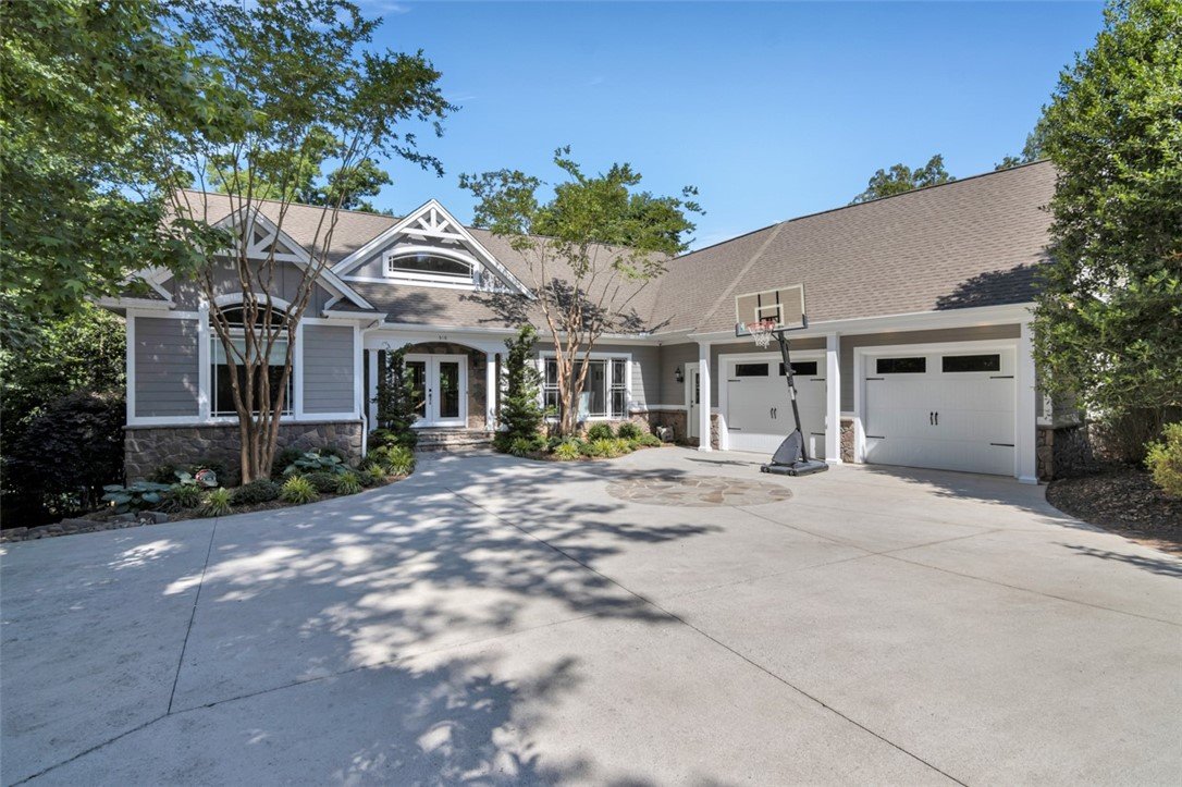 518 Westwood Bay Drive