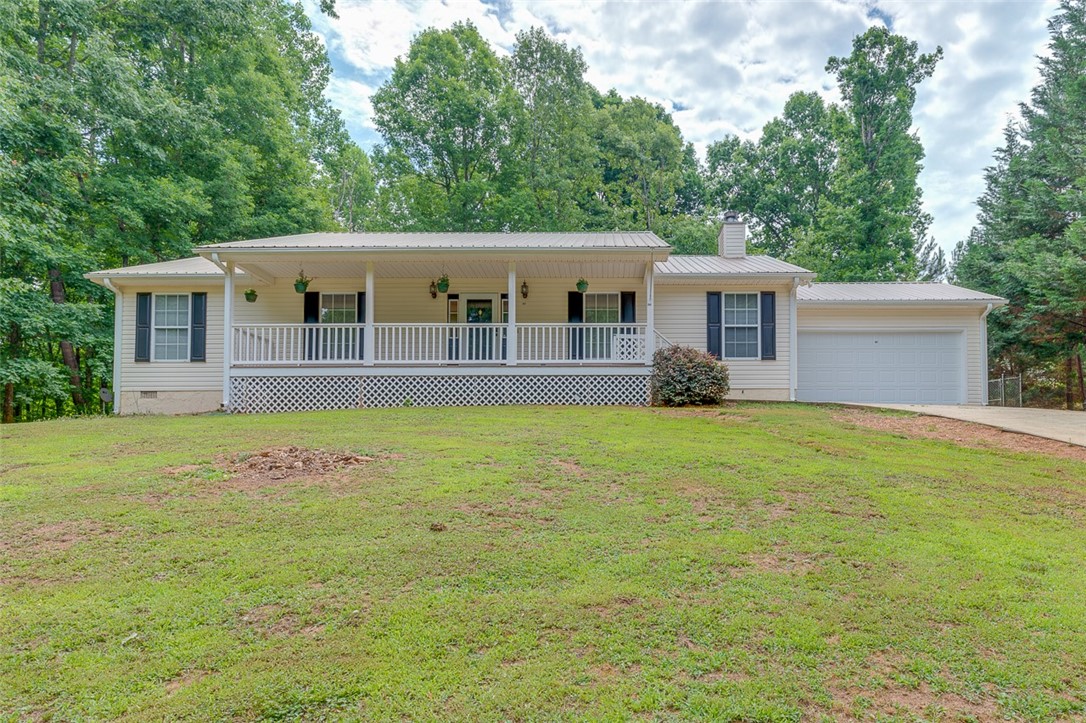 937 N Crestview Drive