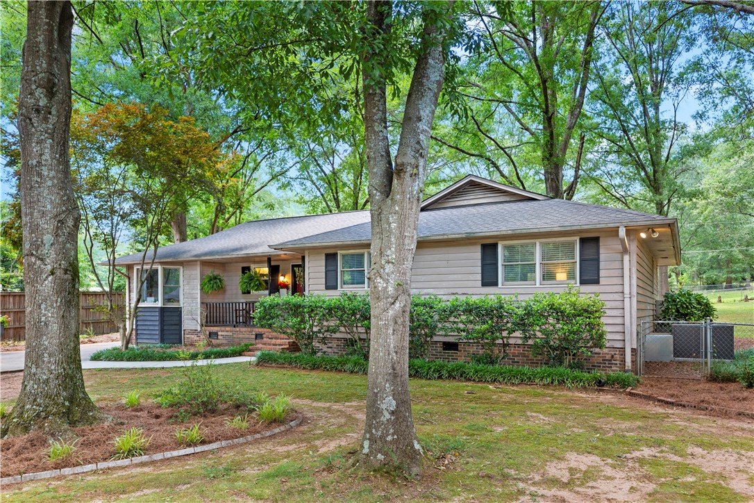 Property image 1 at 303 Old Colony Court, Anderson, SC 29621