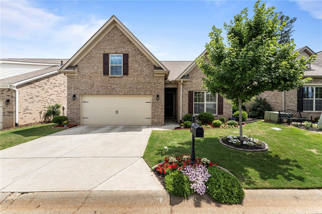 131 Golden Eagle Lane