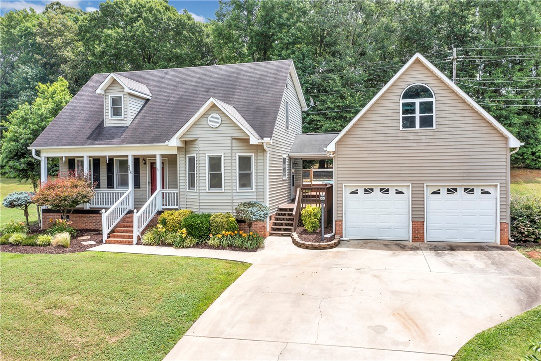 Property image 1 at 348 Springdale Avenue, Liberty, SC 29657