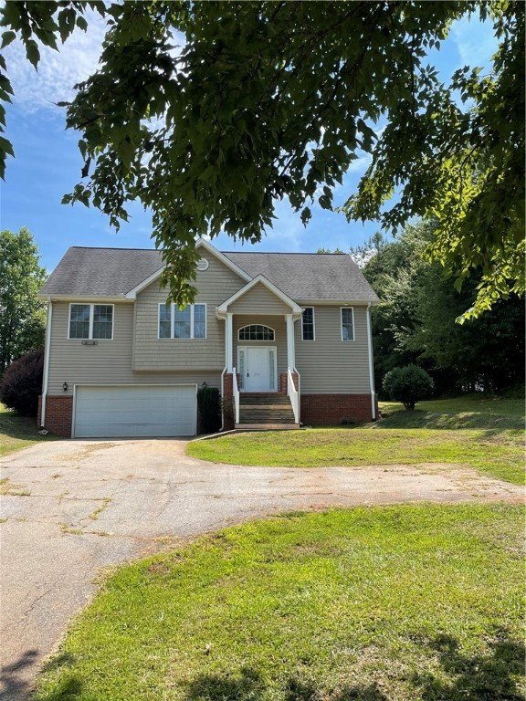 Property image 1 at 276 Lecroy Road, Walhalla, SC 29691