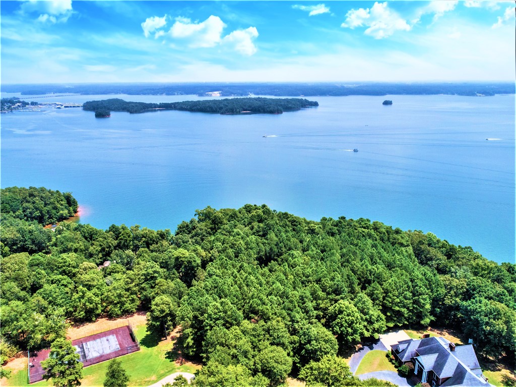 Property image 1 at 118 Keowee Club Road, Townville, SC 29689