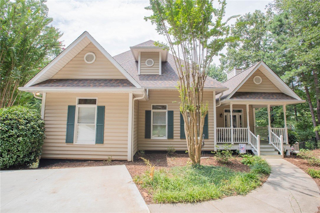 Property image 1 at 139 Waters Edge Lane, West Union, SC 29696