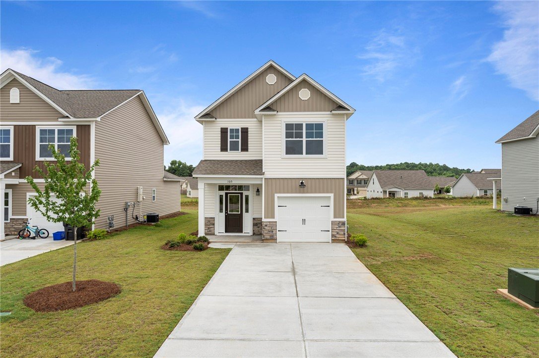 Property image 1 at 105 Weaver Way, Pendleton, SC 29670