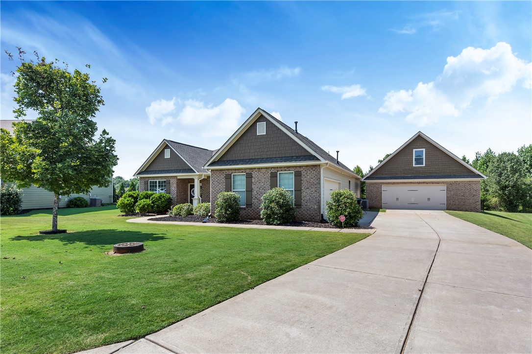 Property image 1 at 1011 Hillcrest Court, Anderson, SC 29621