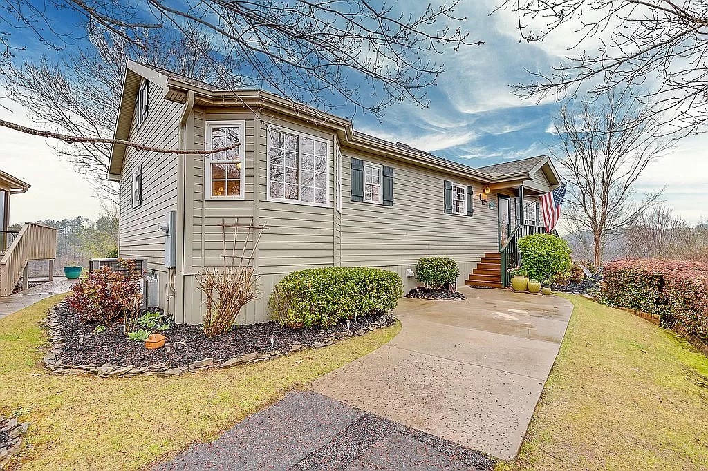 Property image 1 at 1230 Melton Road, West Union, SC 29696