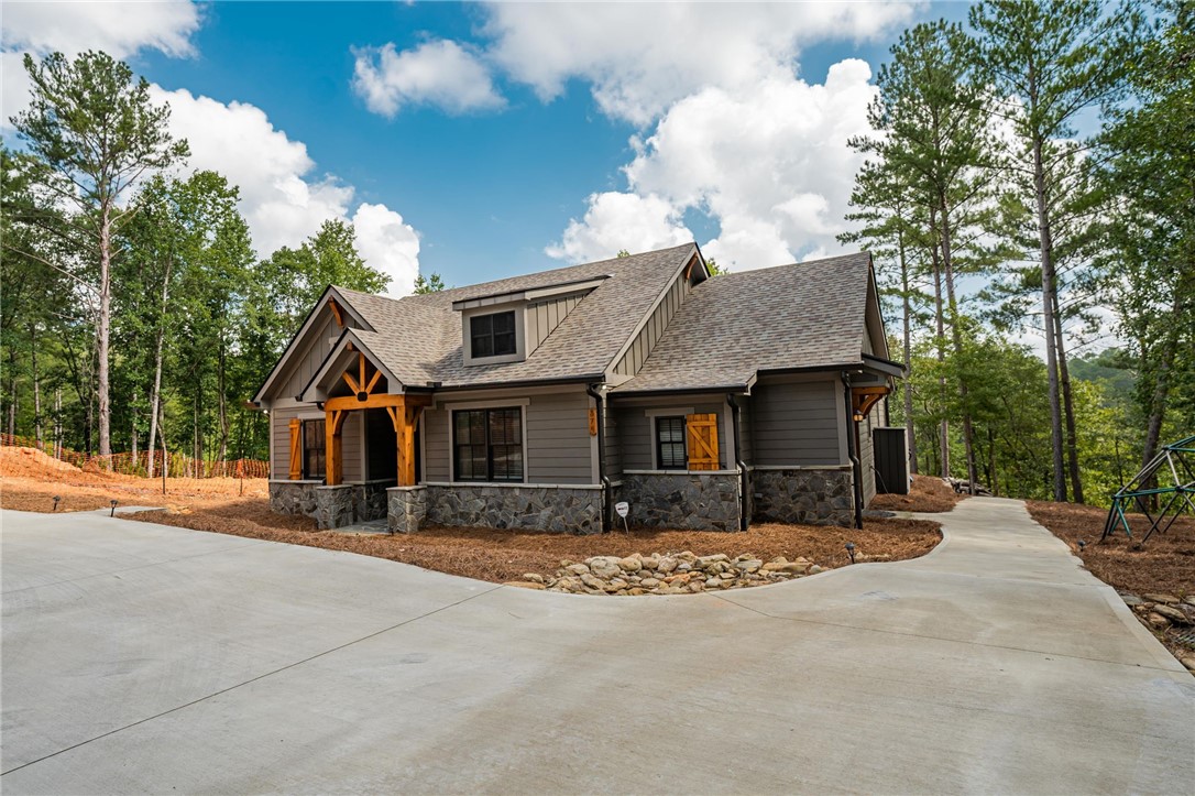 374 Hideaway Cove Drive