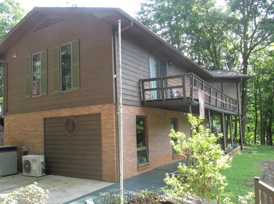 Property image 1 at 427 JUMPING BRANCH Road, Tamassee, SC 29686