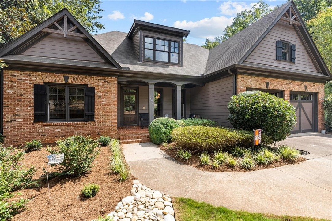 Property image 1 at 340 Grand Overlook Drive, Seneca, SC 29678