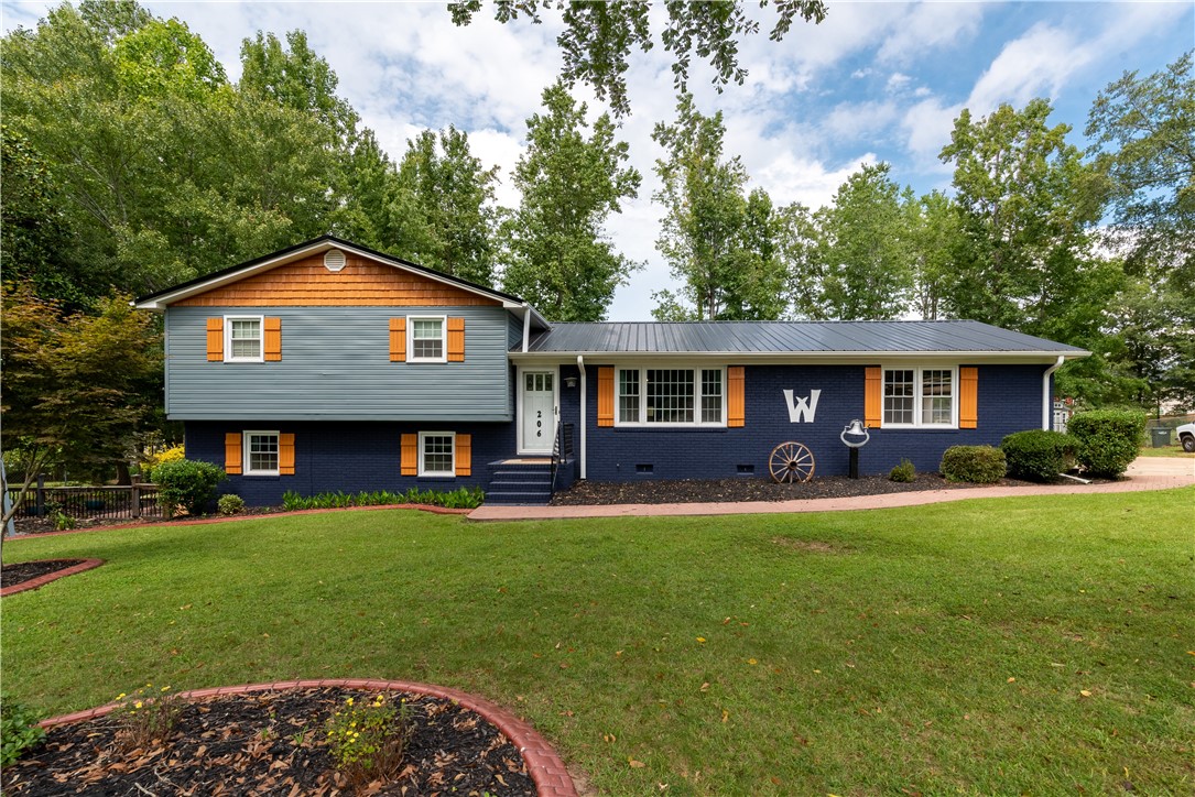 Property image 1 at 206 206 Woodfield Dr Drive, Easley, SC 29642