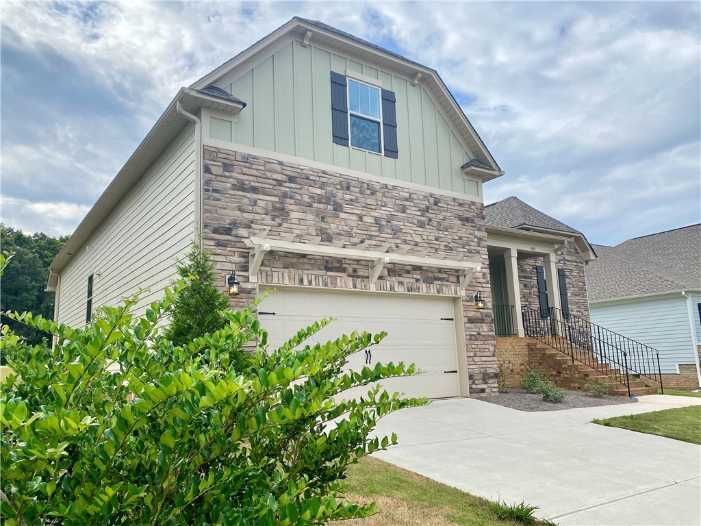 Property image 1 at 505 Dye Drive, Seneca, SC 29678