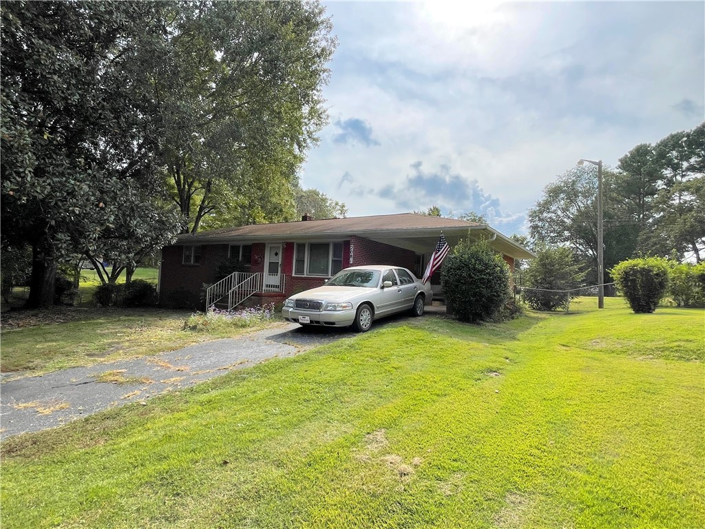 Property image 1 at 2081 Sunset Drive, Seneca, SC 29678