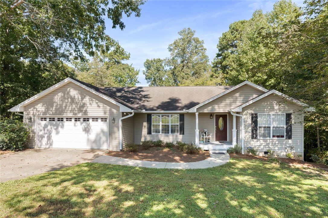 Property image 1 at 109 Magnolia Way, Seneca, SC 29672