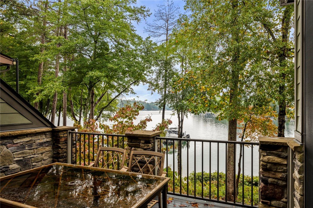 536 Sunset Point Drive