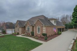 2508 Shaggy Bark Court