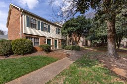 4607 Old Lantern Way