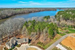 1108 Inlet Point Drive