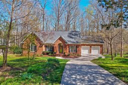 17916 Pages Pond Court