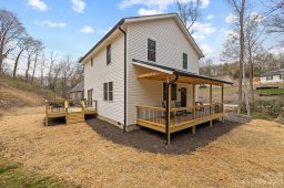 305 Glenn Bridge Road