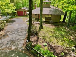 154 Lady Slipper Loop