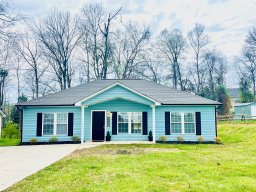 1206 Ridgewood Drive