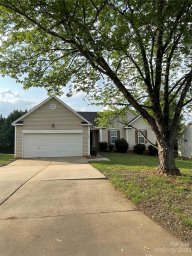 108 S Mulberry Court