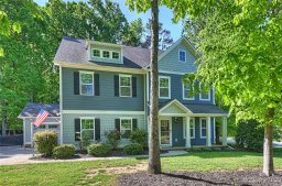 13102 Fairington Oaks Drive