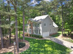 122 Lake Spring Loop