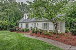 3424 Clydesdale Court