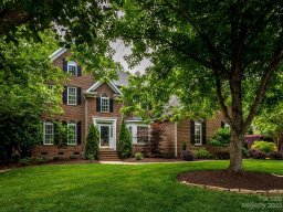 1701 Crestgate Drive